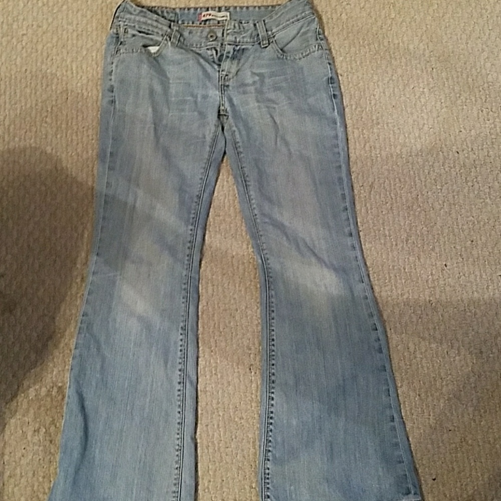 🌺Levi 479 jeans size  29x30🌺 5 for $20